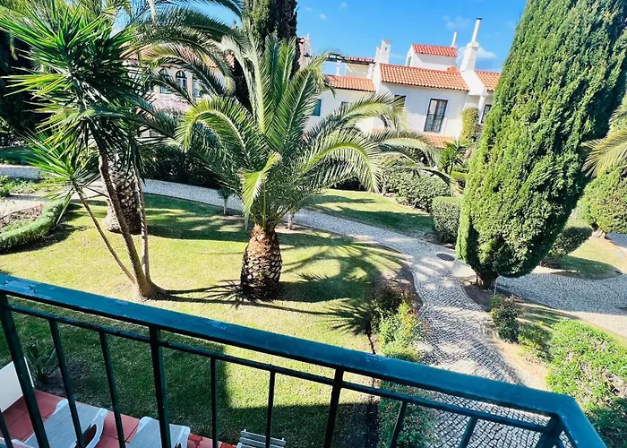 Charming Triplex T2 In The Old Village Vilamoura