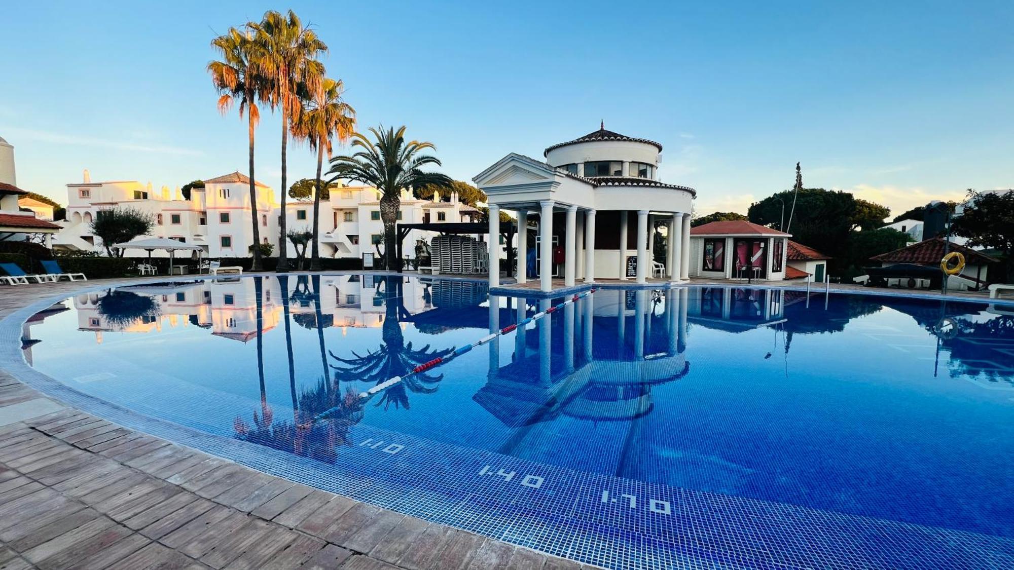 Apartment Charming Triplex T2 In The Old Village Vilamoura