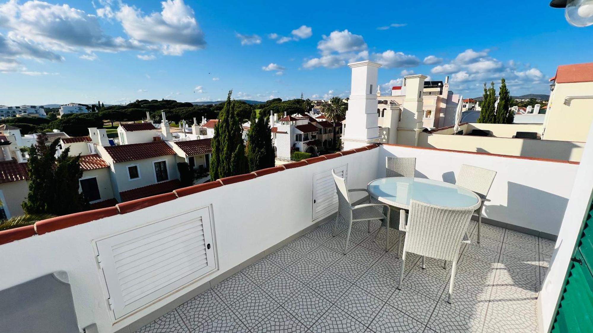 Charming Triplex T2 In The Old Village Vilamoura Apartment *